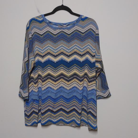 Chico’s Chevron Print Top / Blouse - Size 2 - GUC - Picture 3 of 10